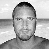 Illustration for article titled Meet Chris Kilkus. He's a Photographer Who Works With Kids. He's Also a Registered Sex Offender.